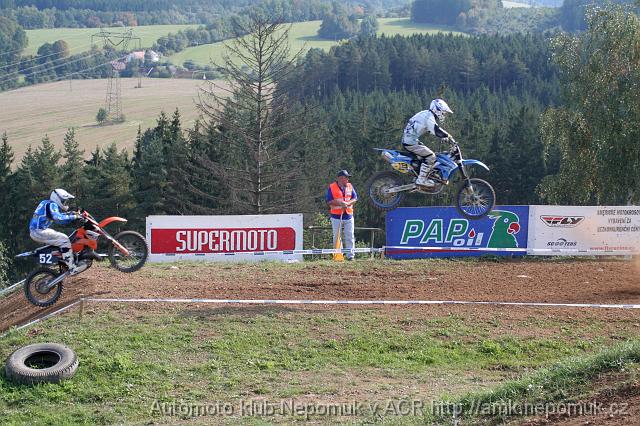 Motokros_druzstva_Kramolin_2007_foto_Jiri_Berousek_0084