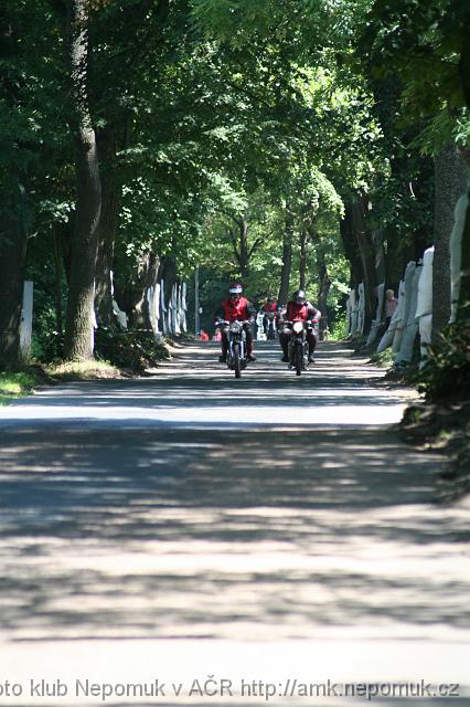 Nepomucky_trojuhelnik_2007_nedele_121