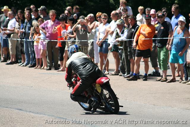 Nepomucky_trojuhelnik_2007_nedele_141