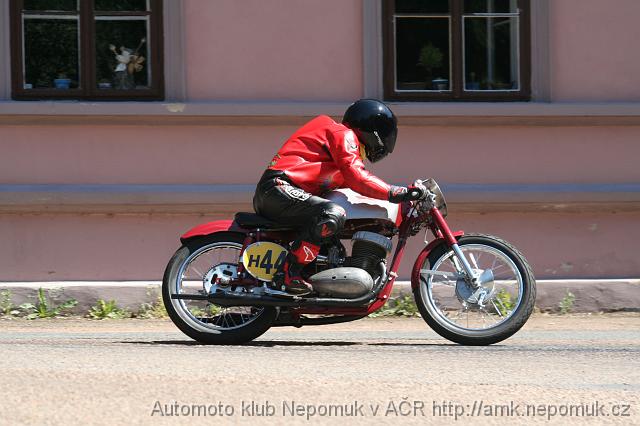 Nepomucky_trojuhelnik_2007_nedele_150